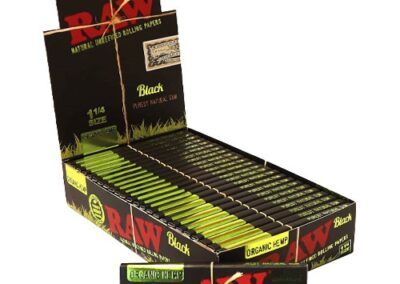 RAW Black Organic 1¼ Display - Caja de 24 librillos | Papel de cáñamo vegano sin refinar