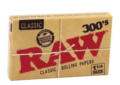 RAW Classic 300 - 1¼ | Caja de 40 Librillos de Papel de Fumar Natural